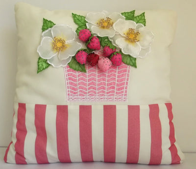 Bundle Dog Roses and Strawberries Cushions/Pillows